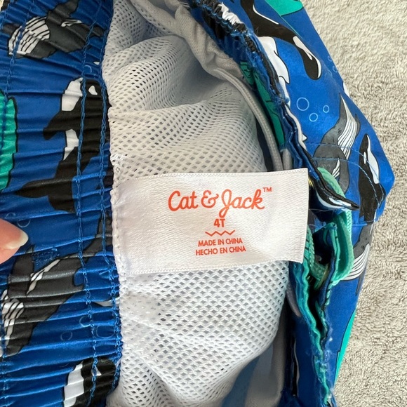 NWOT Cat & Jack 4T swim trunks - Picture 4 of 5